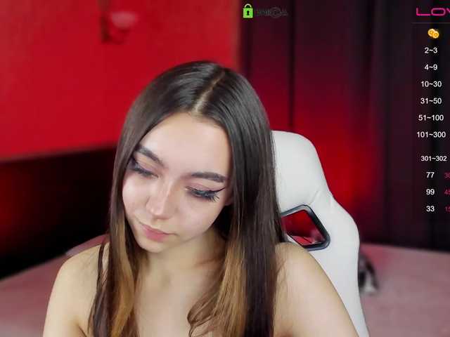 616 до пальчика в киску :) лавенс от 2 токенов