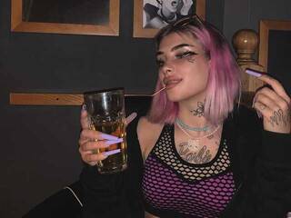 Еротски видео разговор Pink-Barbie