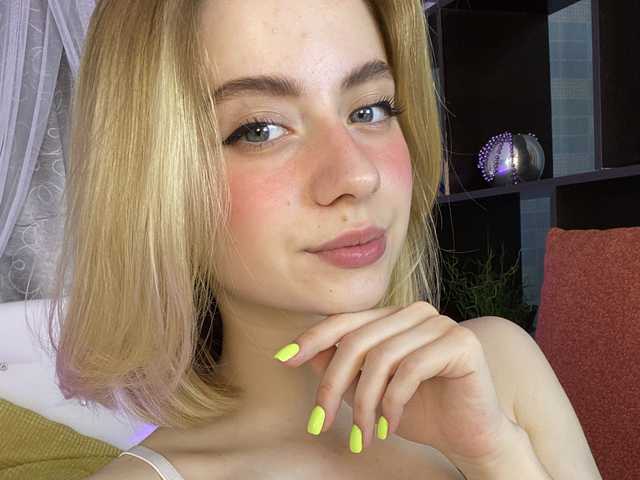 Фотографија на профилот pink69mint