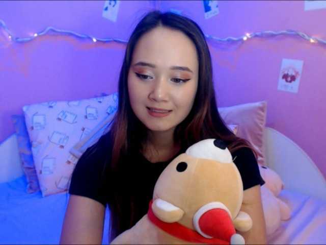 Фотографии PinkkiMoon My name is Pinki. I just started streaming. I am new here so please be gentle. >.< #Asian #new #teen We have epic Goal 700 and my shirt goes off . We made 488. 212 Until that happens ♥