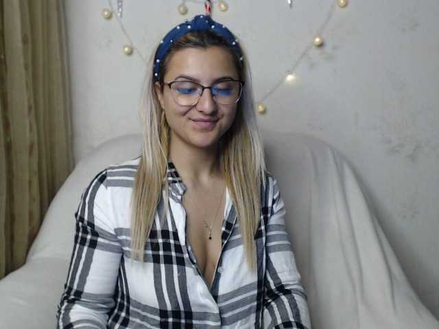 Фотографии PlayfulNicole Lets meet better and lets have some fun :) Lush is on :) Offer me pleasure with your *****s ;) follow me