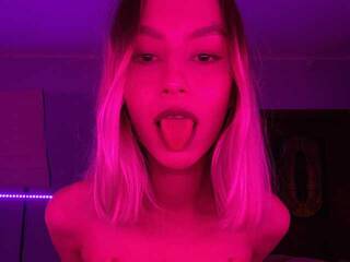 Еротски видео разговор poly-molly