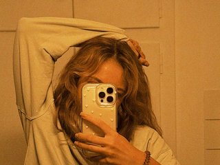 Еротски видео разговор poppysweety122