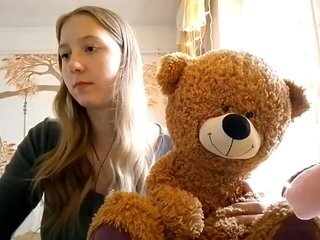 Еротски видео разговор POTATO-GIRL