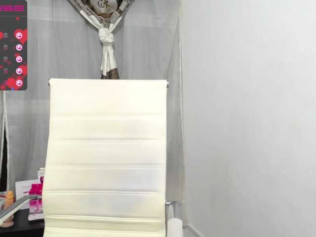 Емитувани слики од екранот pretty-moon