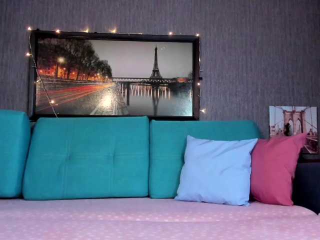 Емитувани слики од екранот prettyswallow