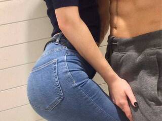 Еротски видео разговор tikitokilove