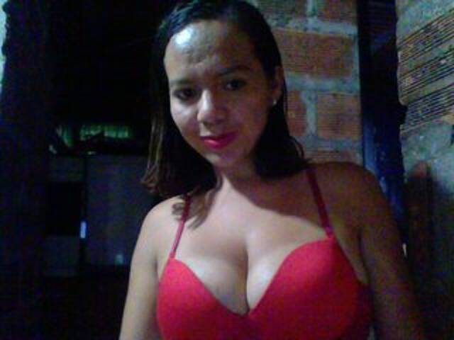 Емитувани слики од екранот princecanelit