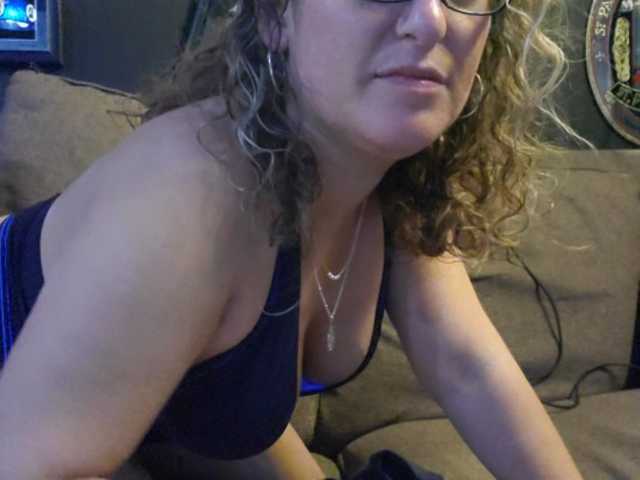 Емитувани слики од екранот PrurientGem