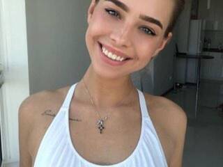 Еротски видео разговор PtenchikRu