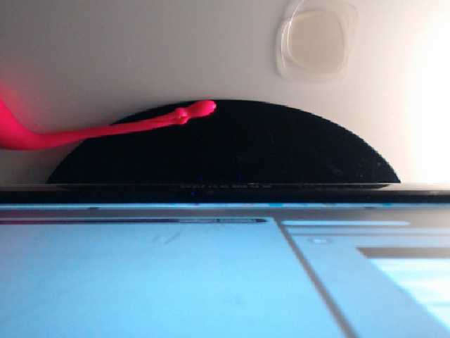 Емитувани слики од екранот PuffyEva