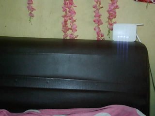 Еротски видео разговор Pussy01lips