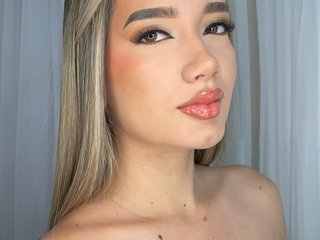 Еротски видео разговор Queen_Lucia