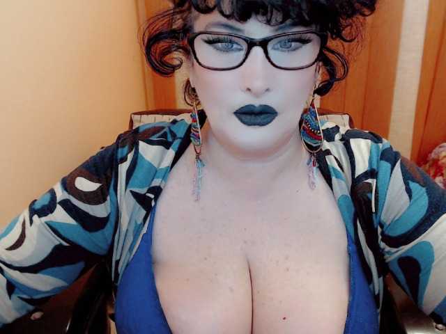 Фотографии QueenOfSin GODESS ​OF ​YOUR ​SOUL ​AND ​QUEEN ​OF ​SIN ​IS ​HERE!​SHOW ​ME ​YOUR ​LOVE ​AND ​I ​SHOW ​YOU ​PARADISE!#​mistress#​bbw