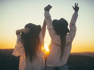 Еротски видео разговор RawDesire