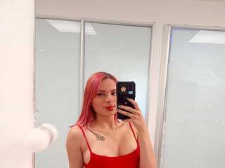 Еротски видео разговор Rayveen