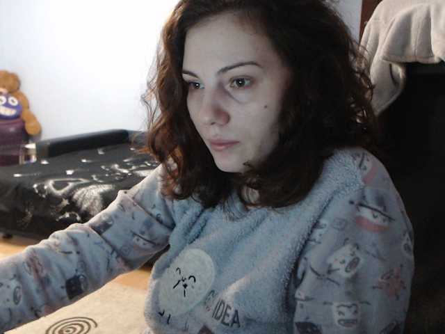 Емитувани слики од екранот Red_rose693