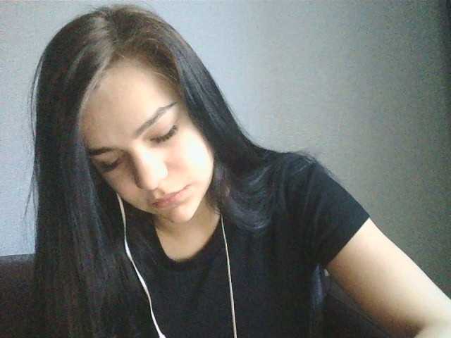 Емитувани слики од екранот regina007