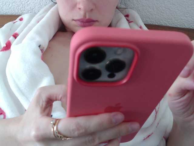 Емитувани слики од екранот Tifffannny