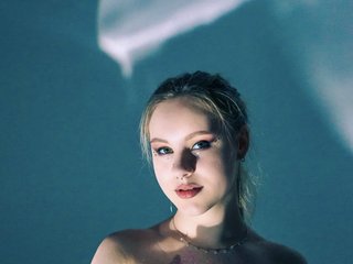 Еротски видео разговор Rinaaaa-cherry