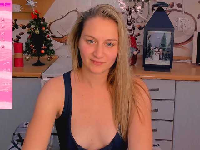 Емитувани слики од екранот RitaMay