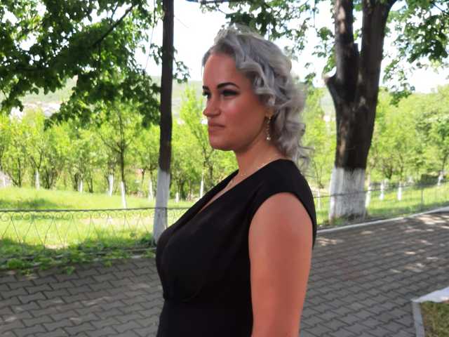 Фотографија на профилот Roselyn25