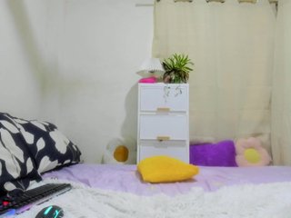 Еротски видео разговор RoseTinz45