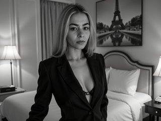 Еротски видео разговор RosieJune