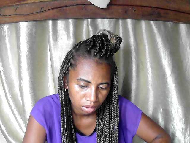 Емитувани слики од екранот Rosila00