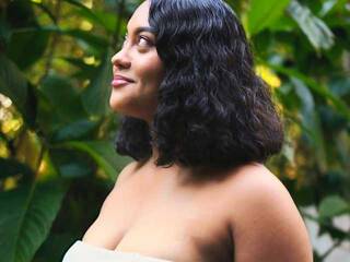 Еротски видео разговор Rossyann