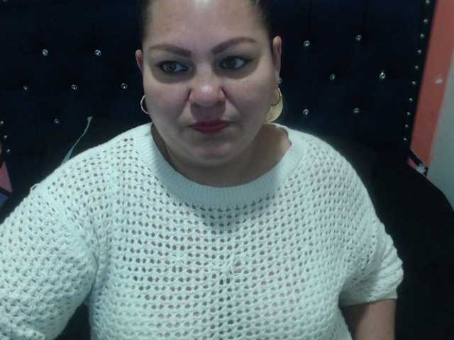 Емитувани слики од екранот rosyreed