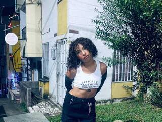 Еротски видео разговор roxane-summer