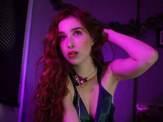 Еротски видео разговор Roxy-ana