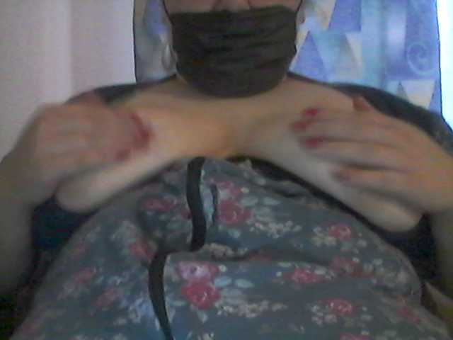 Емитувани слики од екранот Rt910