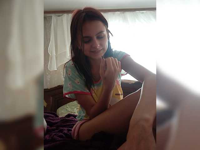 Емитувани слики од екранот Rttt456Afp