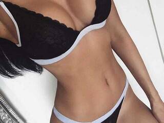 Еротски видео разговор RubiMarquez