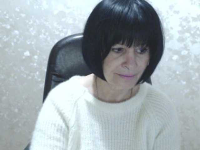 Емитувани слики од екранот RubyAngel