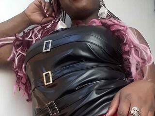 Еротски видео разговор RubyQveen