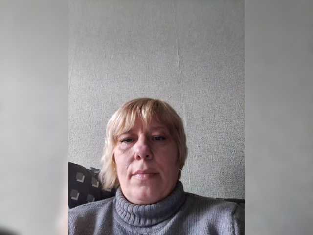 Емитувани слики од екранот Sakura1903