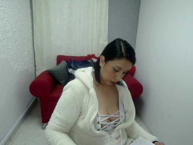 Емитувани слики од екранот samantahilton