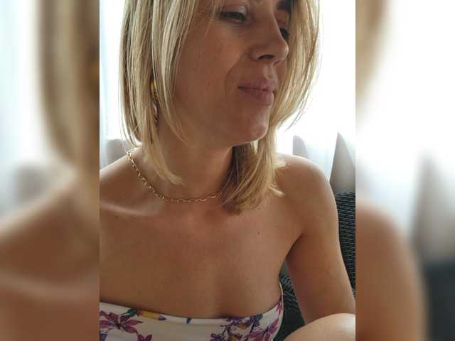 Фотографии Crazy_Angel Hi guys I m Sandra whisper to me your deepest wishes Lovens works from 2 tk My Favorite tips 7588110120PVT OPEN before tip 250