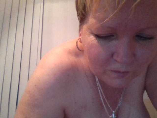 Емитувани слики од екранот sandra788725