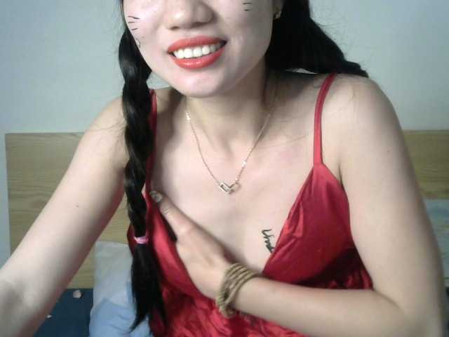 Емитувани слики од екранот SARA-FUNNN