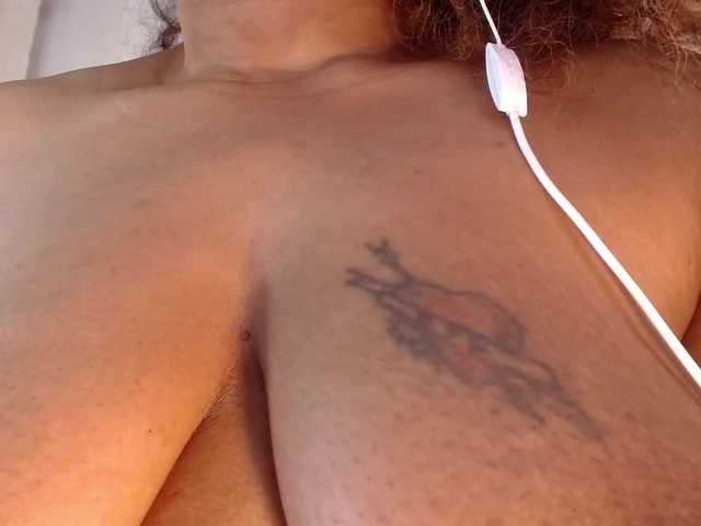 Фотографии SaraSullivan Horny And Hungry for Cocks!! wanna FEED ME? #ebony #latina #big-ass #big-boobs #pussy 146