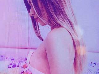 Еротски видео разговор Sarabrowm