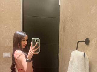 Еротски видео разговор SaraDevoe