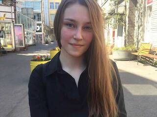 Еротски видео разговор SarahIcemann