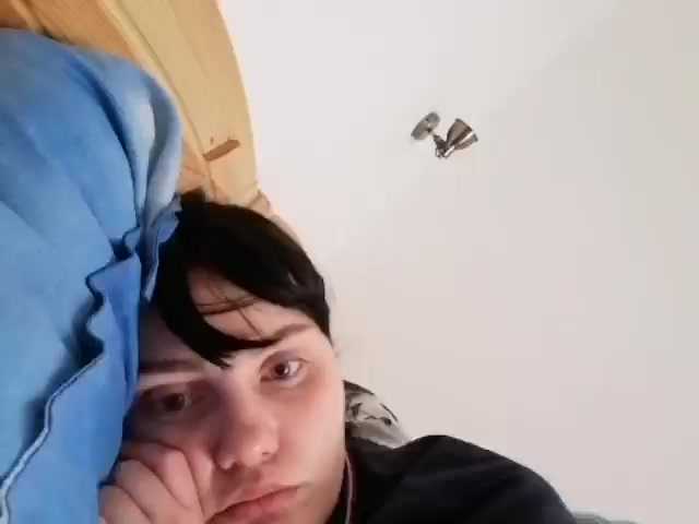 Емитувани слики од екранот sashawhitee92