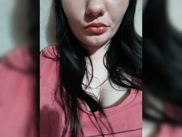 Емитувани слики од екранот sashawhitee92