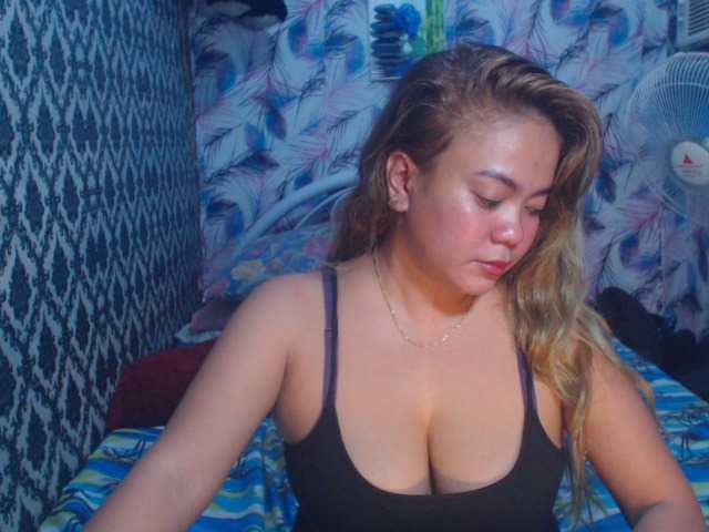 Емитувани слики од екранот SassyClit